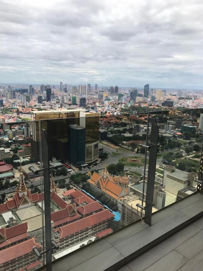 The Peak Residence Phnom Penh Esterno foto